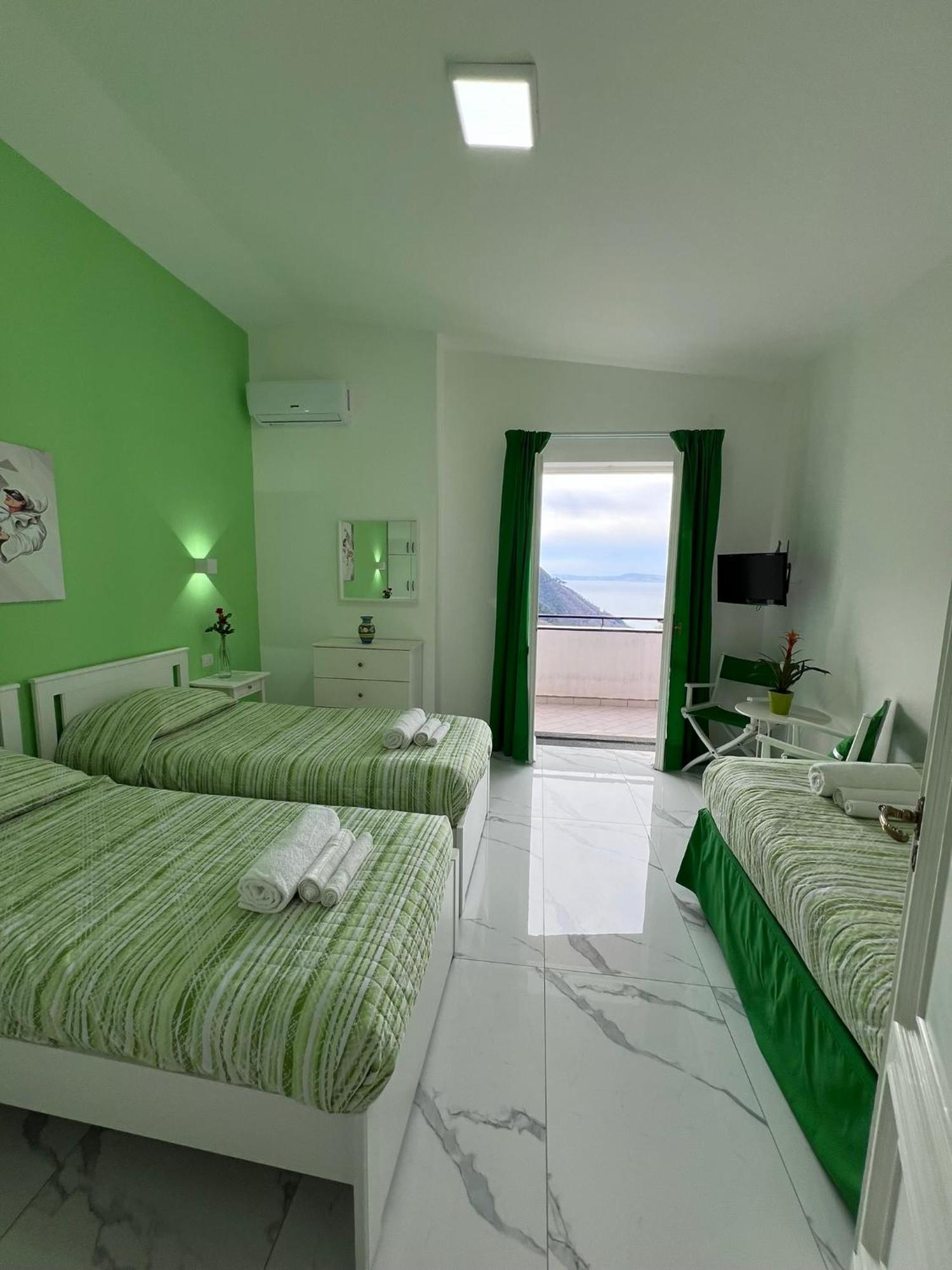 Villa Somma Apartments Pimonte Exterior foto