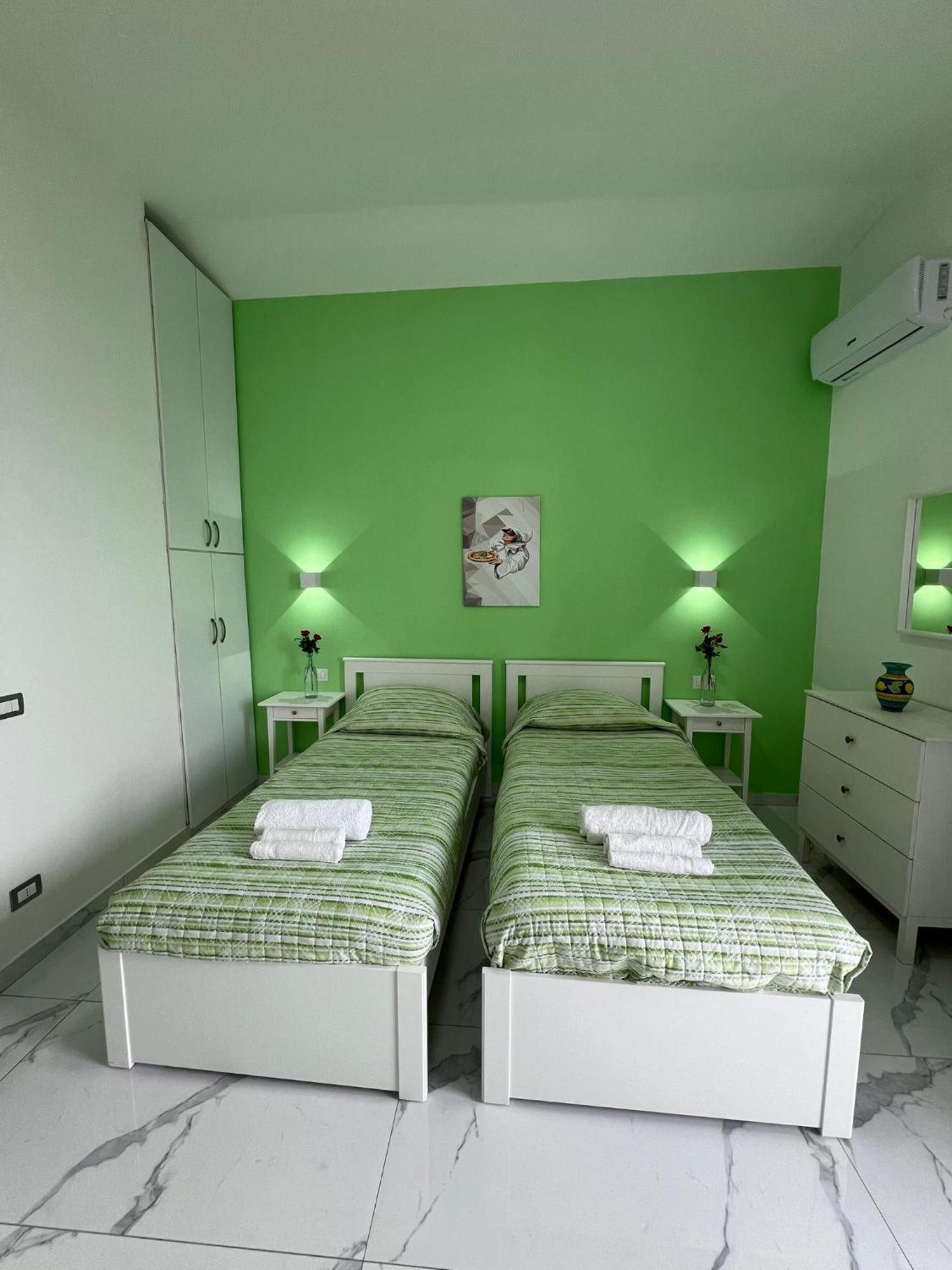 Villa Somma Apartments Pimonte Exterior foto